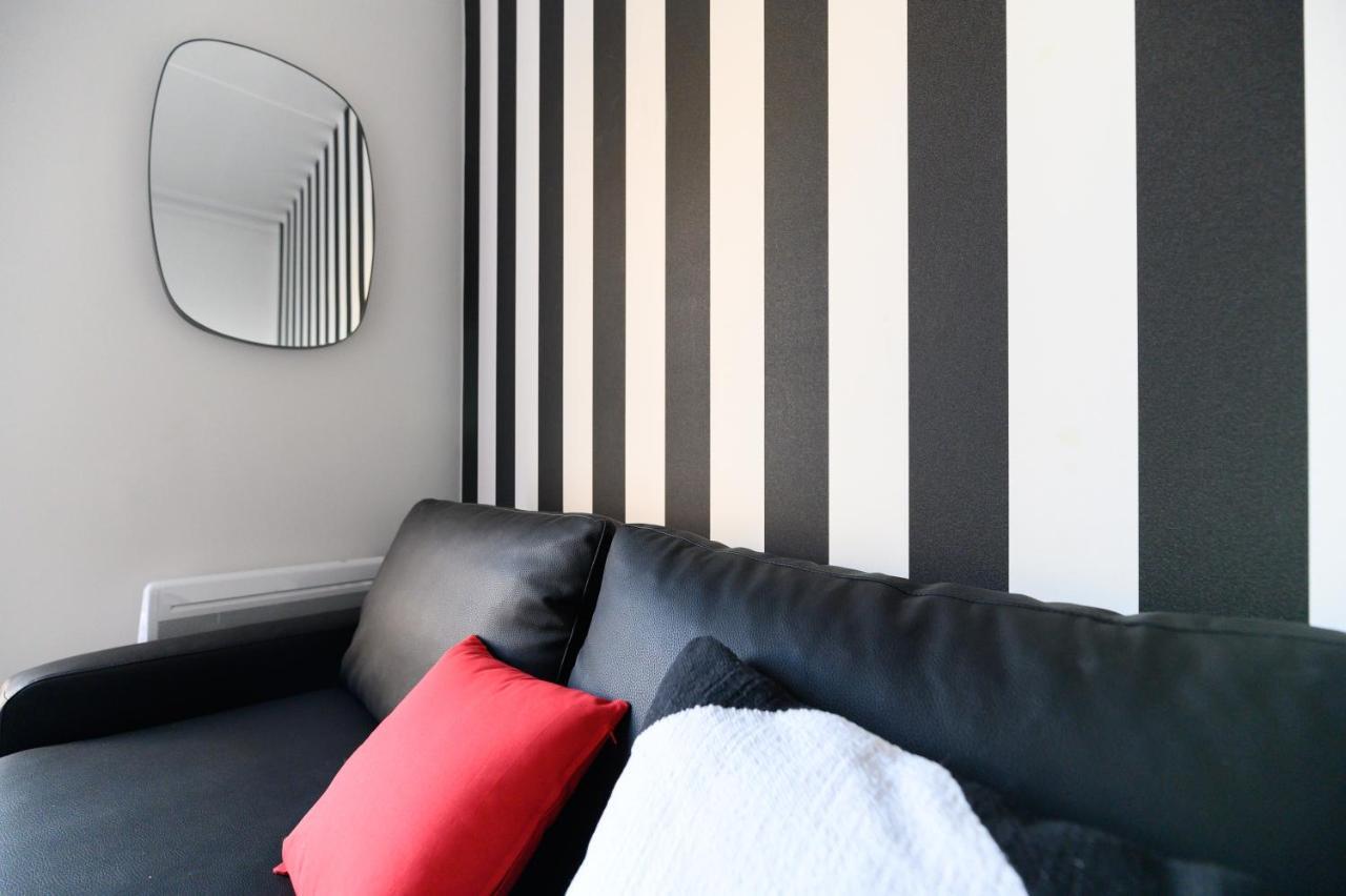 Ferienwohnung Daumier - New 2 Bdrs Flat near la Seine Paris Exterior foto